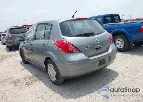 2010 Nissan Versa 1.8S из США, поврежденный, VIN 3N1BC1CP0AL399143